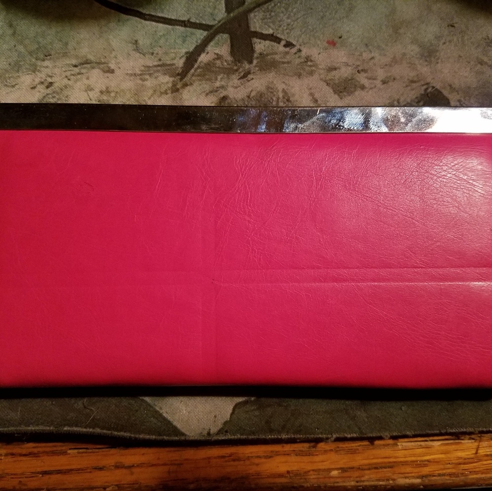 Pink Panda Wallet - Picture 2 of 3